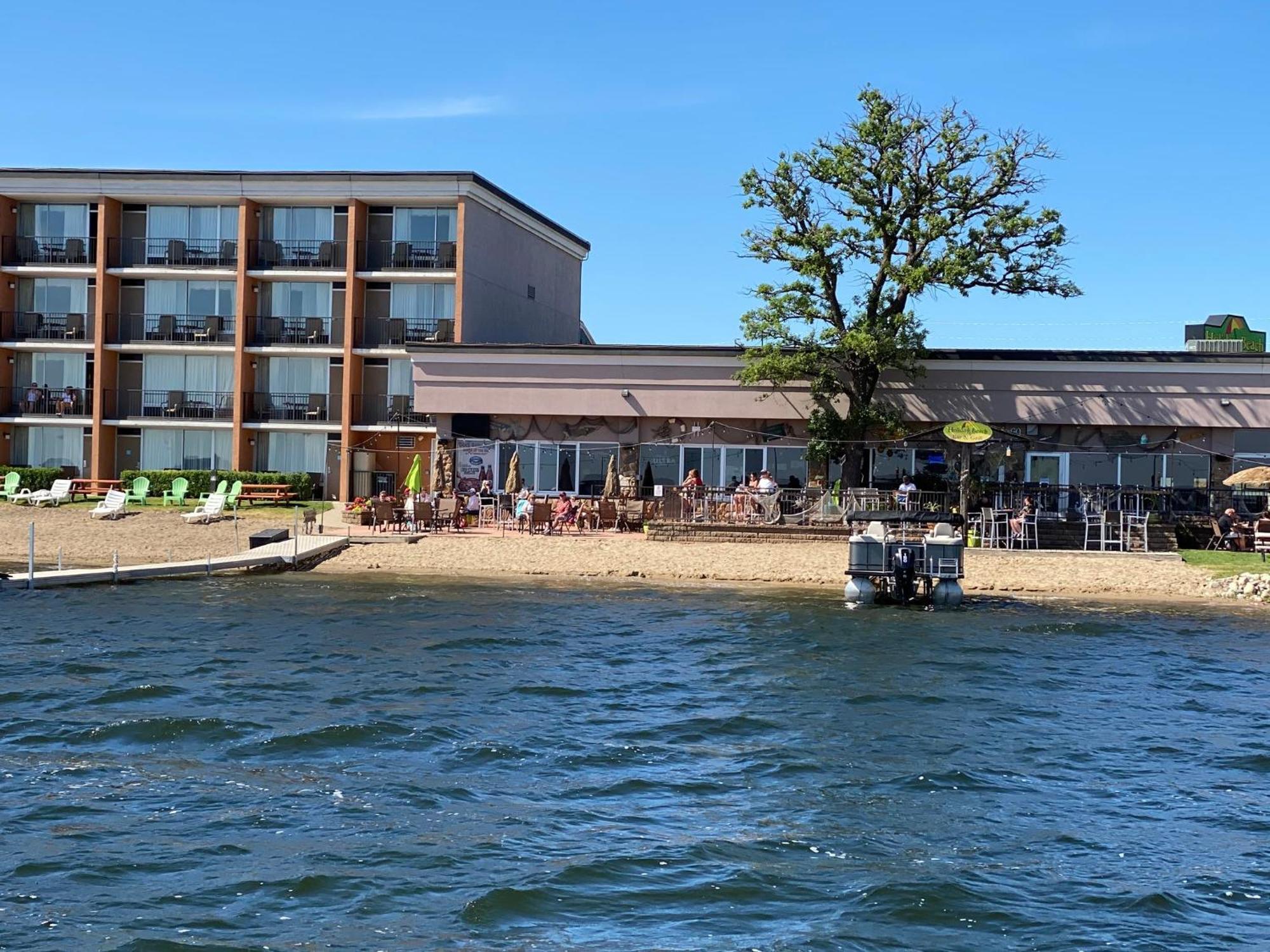 Holiday Inn Detroit Lakes By Ihg Экстерьер фото
