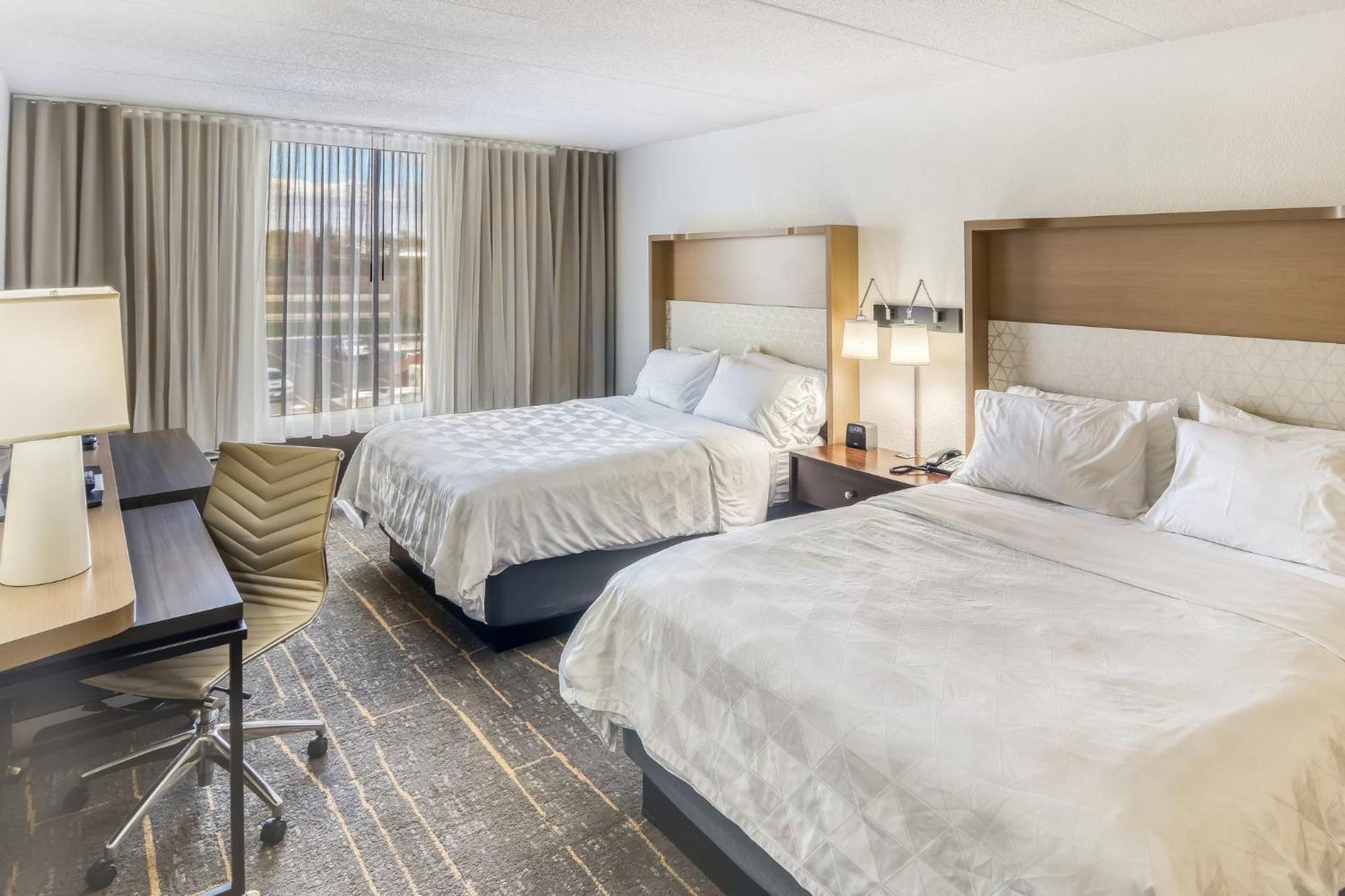 Holiday Inn Detroit Lakes By Ihg Экстерьер фото
