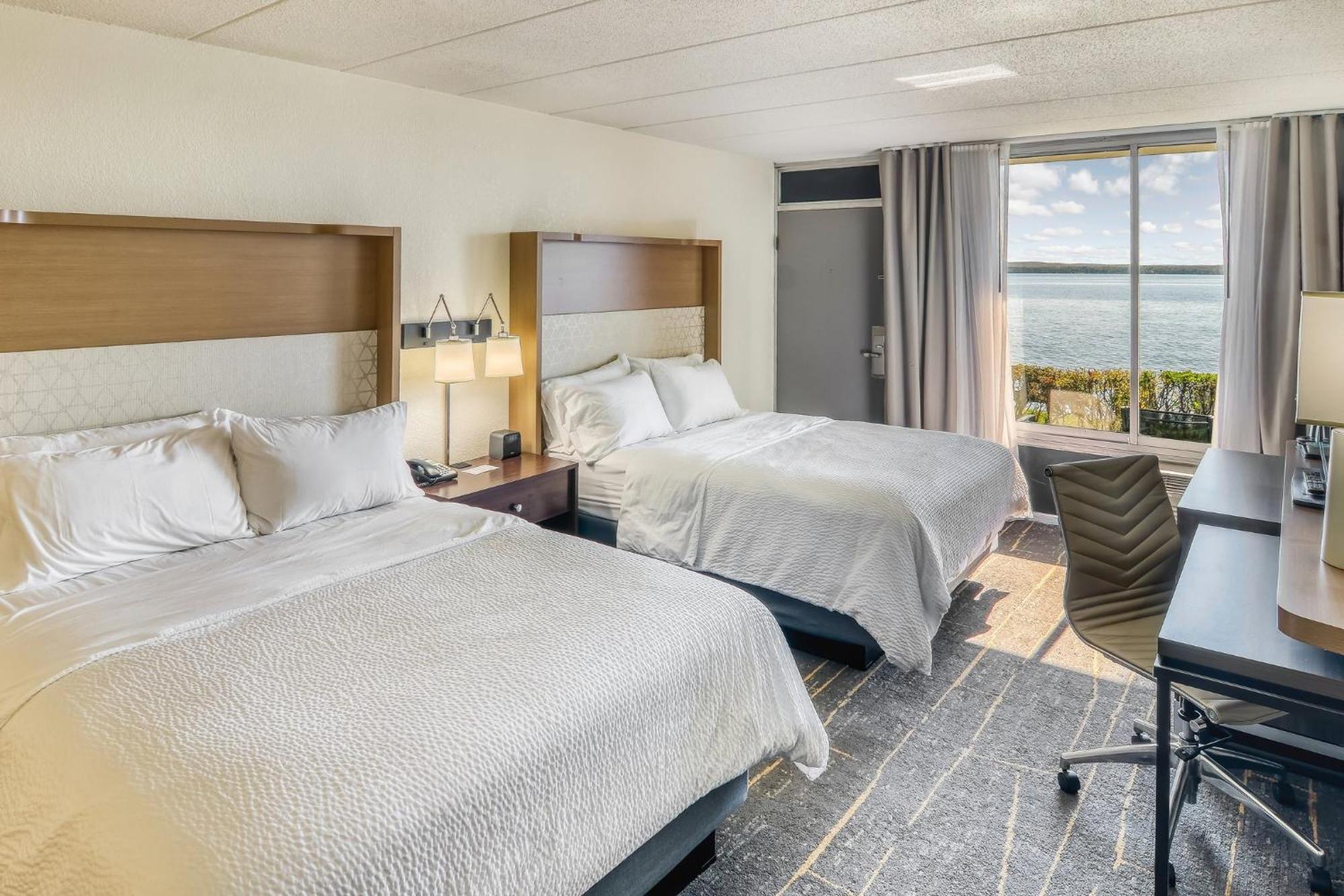 Holiday Inn Detroit Lakes By Ihg Экстерьер фото